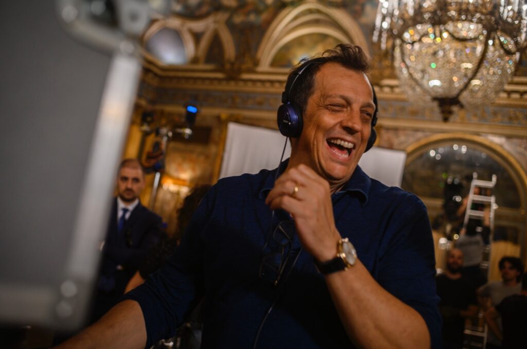 A CASA TUTTI BENE